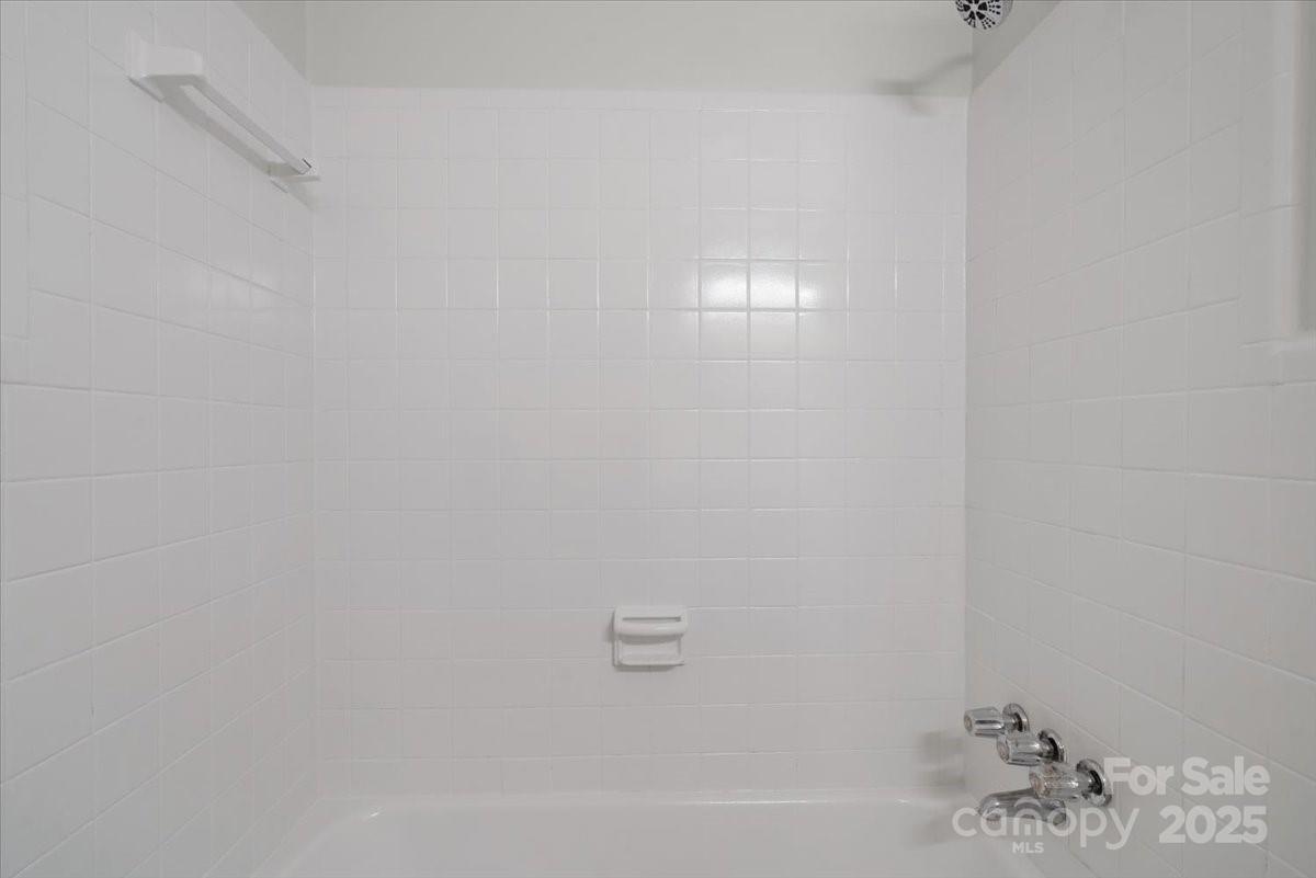 4401 Butler Road Charlotte, NC 28208 - Photo 22 of 37 Gallery Image 22