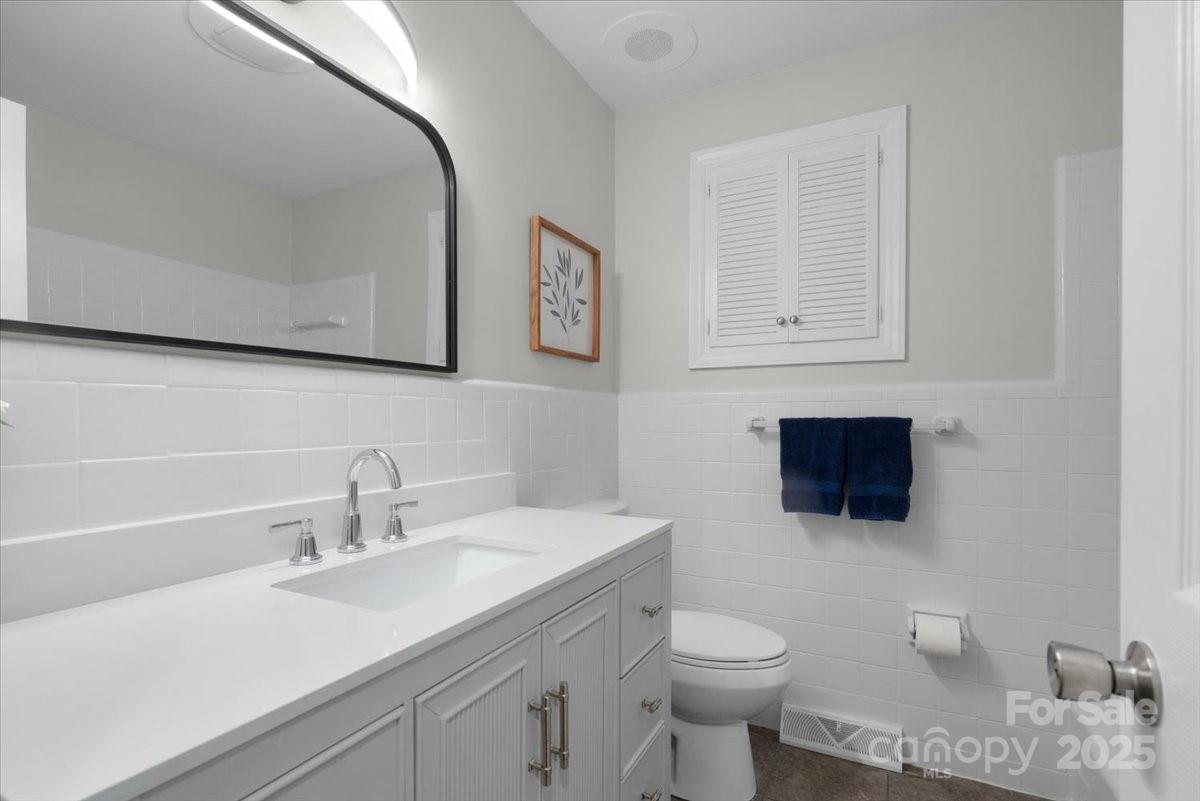 4401 Butler Road Charlotte, NC 28208 - Photo 24 of 37 Gallery Image 24
