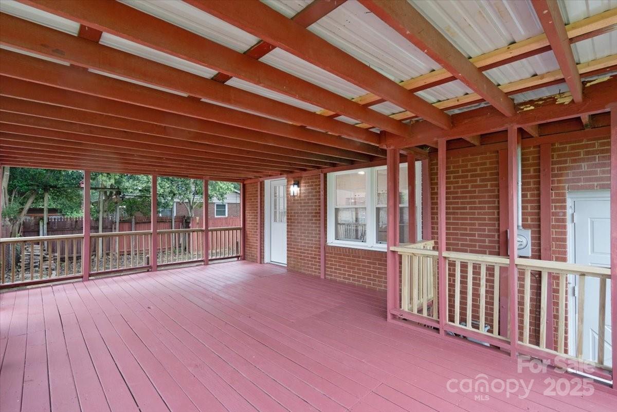 4401 Butler Road Charlotte, NC 28208 - Photo 28 of 37 Gallery Image 28