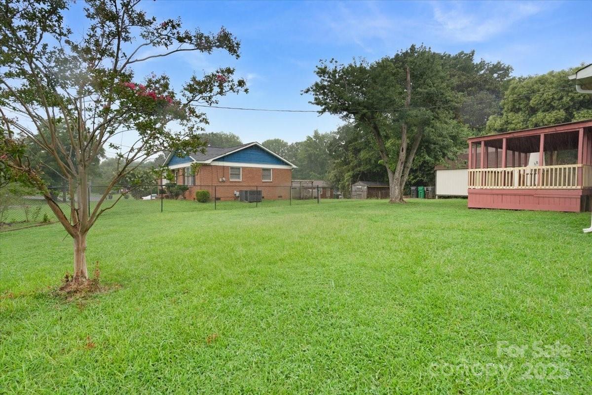 4401 Butler Road Charlotte, NC 28208 - Photo 35 of 37 Gallery Image 35