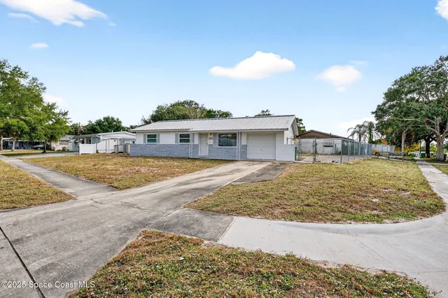 $215,000 | 2135 Otterbein Avenue, Cocoa, FL 32926
