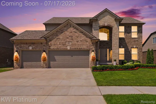 $639,900 | 24515 Brookshire Drive, Macomb, MI 48042