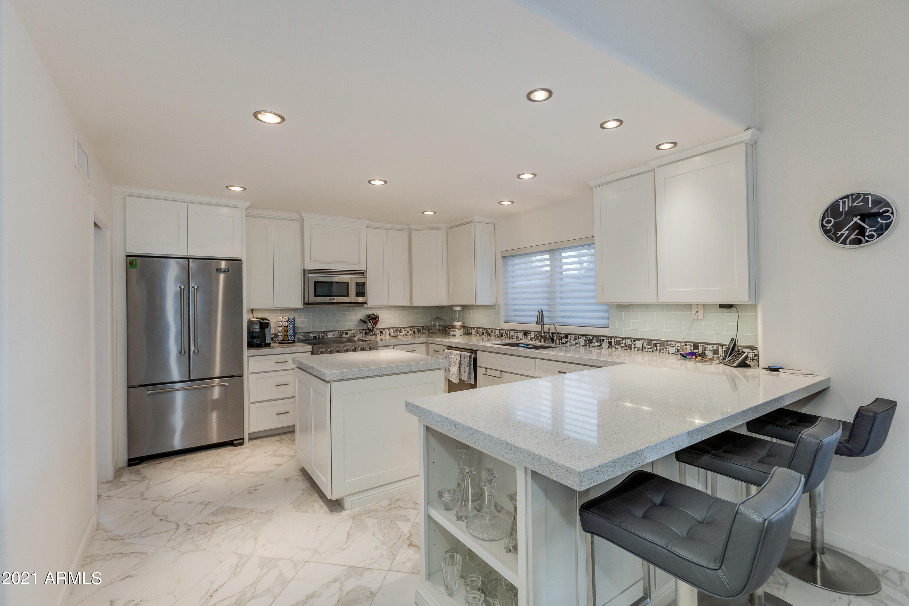 4430 East Camelback Road, Unit 41 Phoenix, AZ 85018 - Photo 7 of 24 Kitchen