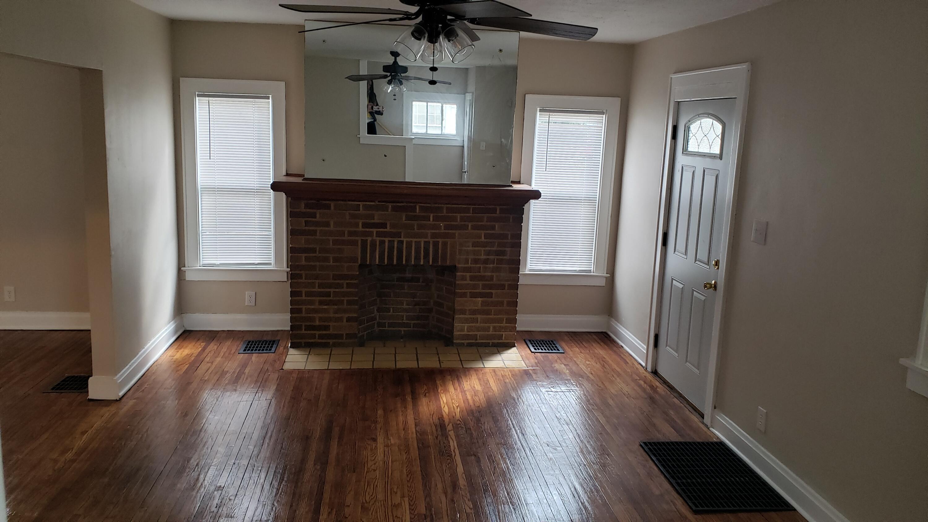 1536 East Weber Road Columbus, OH 43224 - Photo 9 of 18