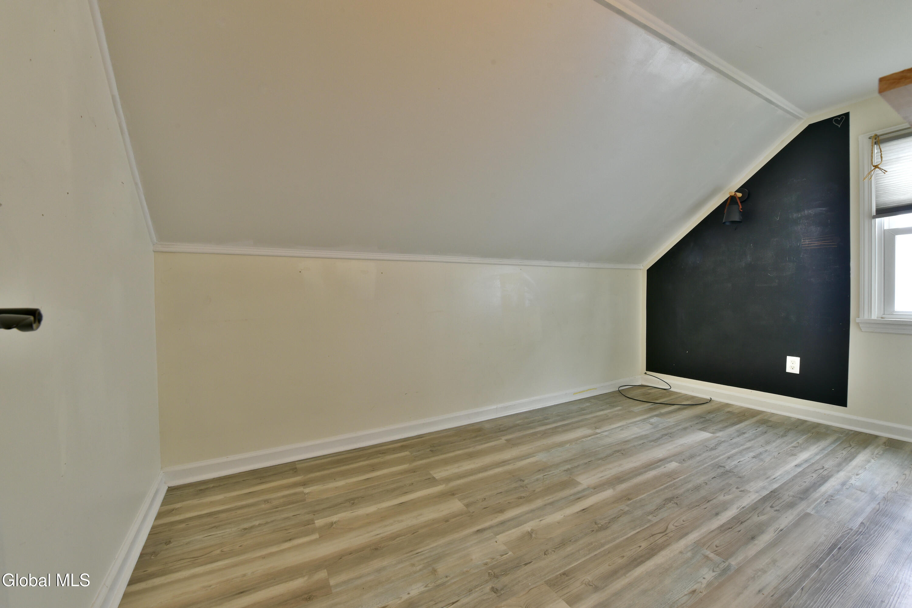 1702 Lenox Road Schenectady, NY 12308 - Photo 49 of 64 49