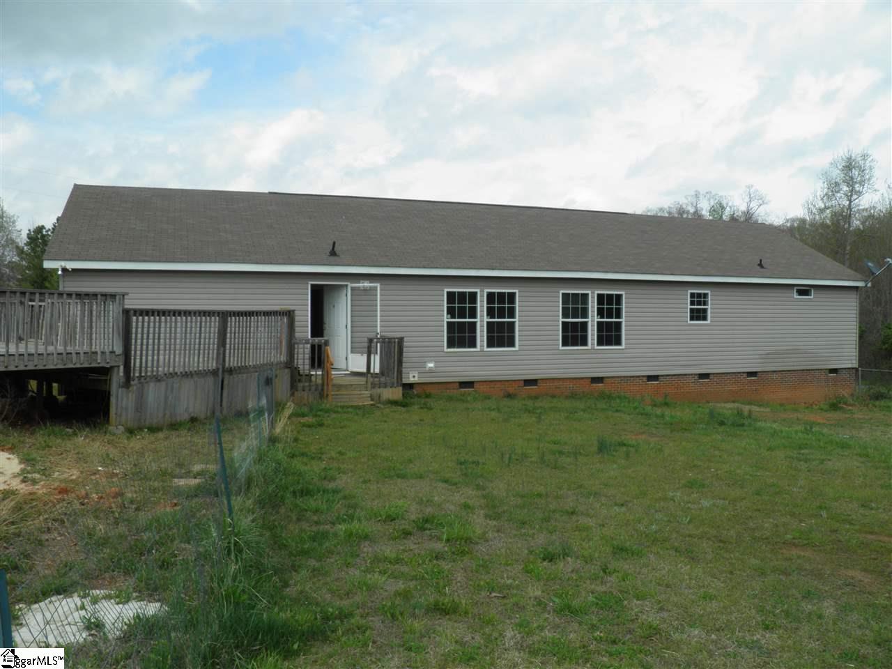 1558 Riddle Town Road Gray Court, SC 29645 - Photo 14 of 15 Gallery Image 14