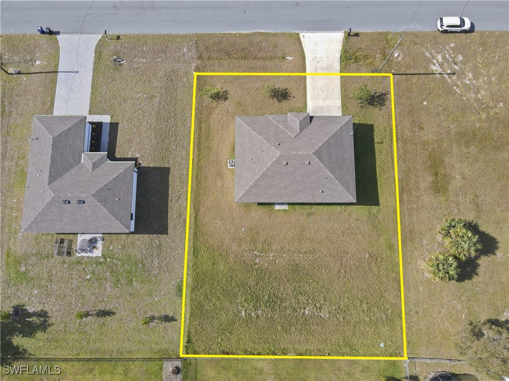 823 Rue Labeau Circle Fort Myers, FL 33913 - Photo 2 of 24
