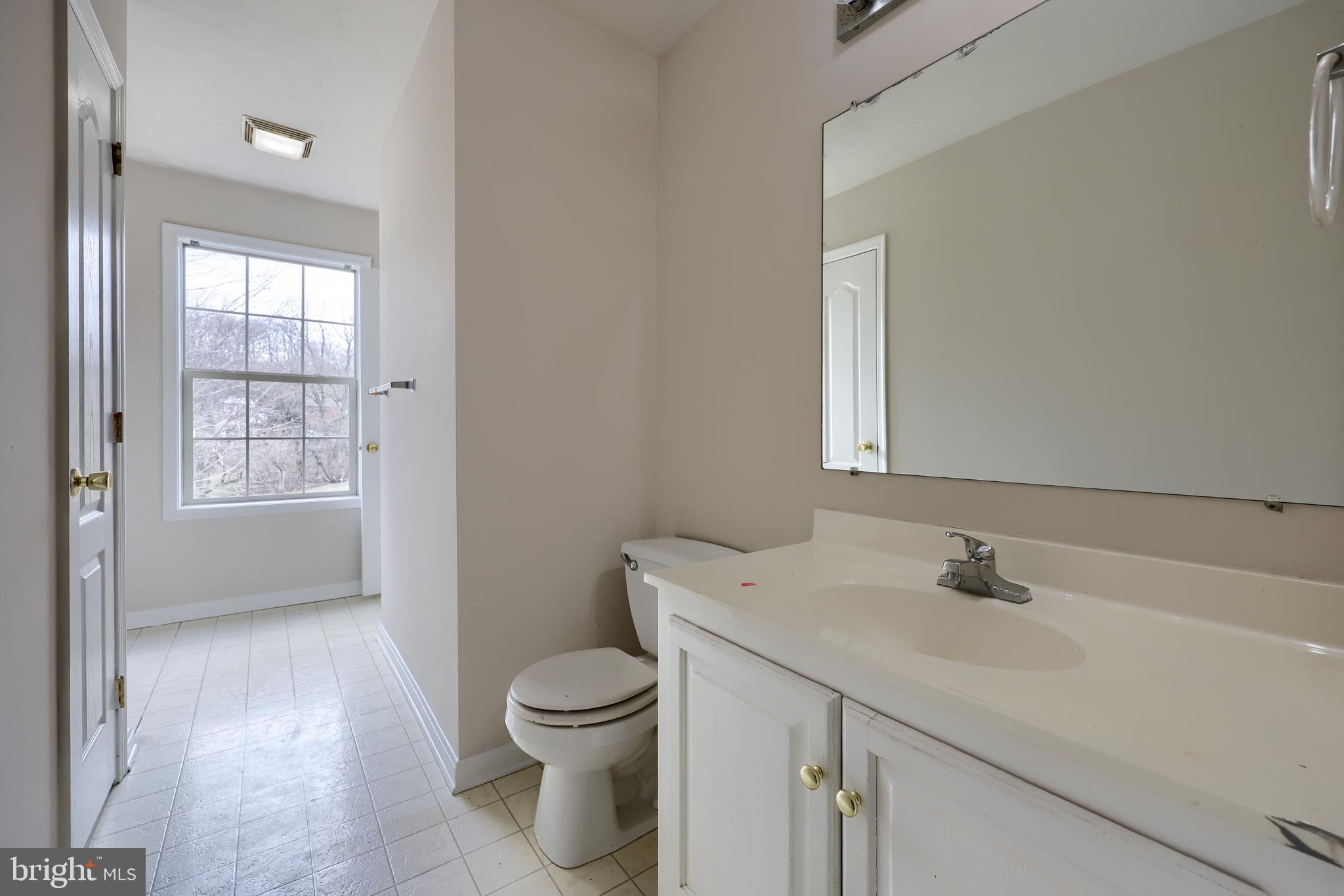 385 South Center Street Hanover, PA 17331 - Photo 29 of 38 Gallery Image 29