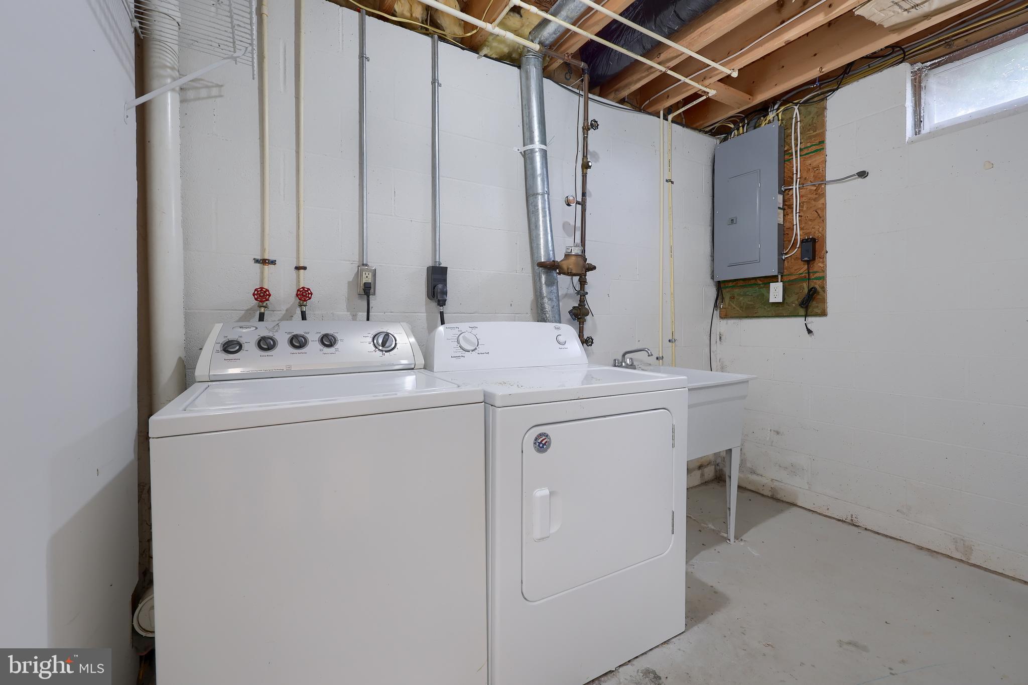 385 South Center Street Hanover, PA 17331 - Photo 32 of 38 Gallery Image 32