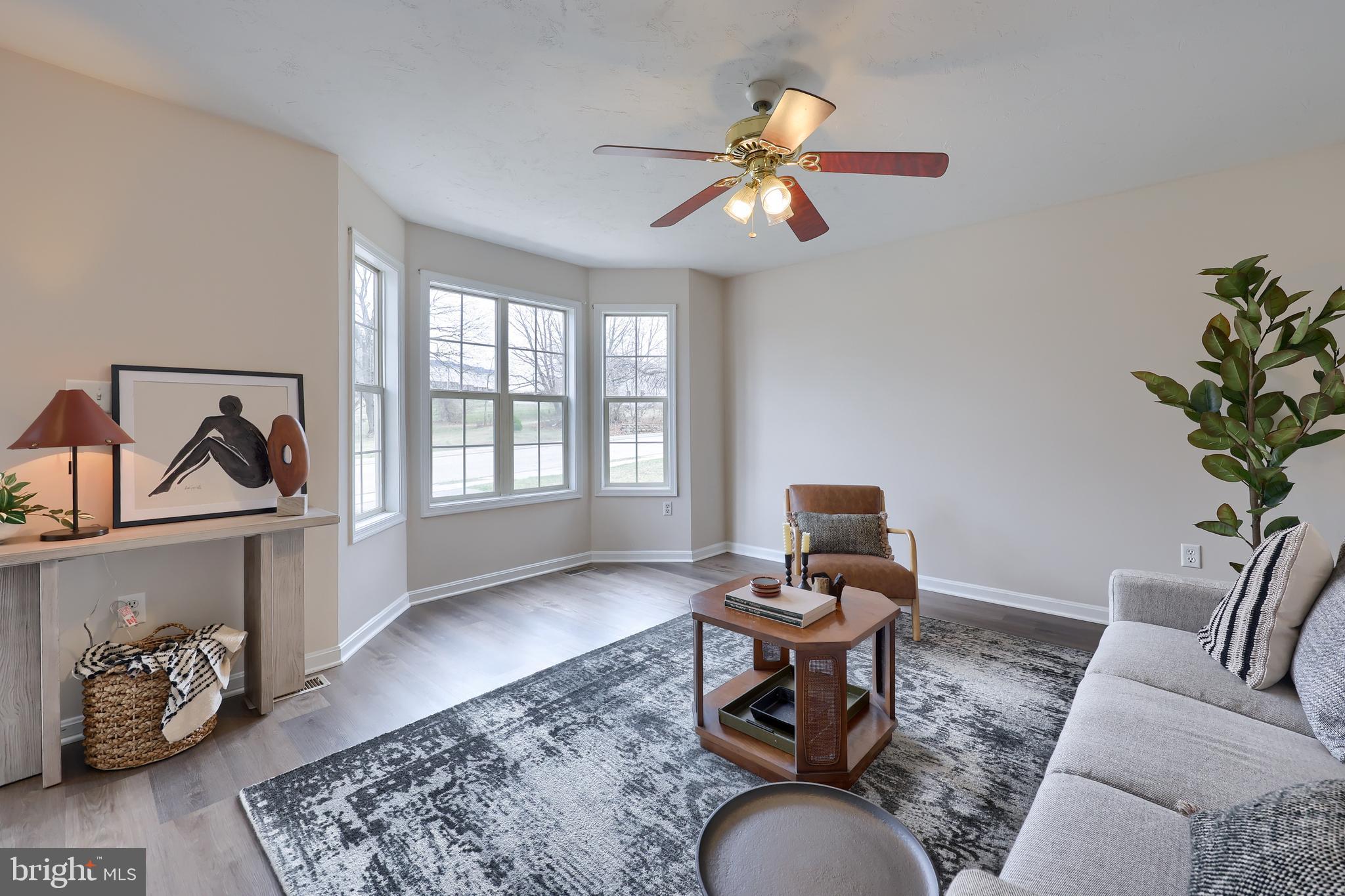 385 South Center Street Hanover, PA 17331 - Photo 6 of 38 Gallery Image 6
