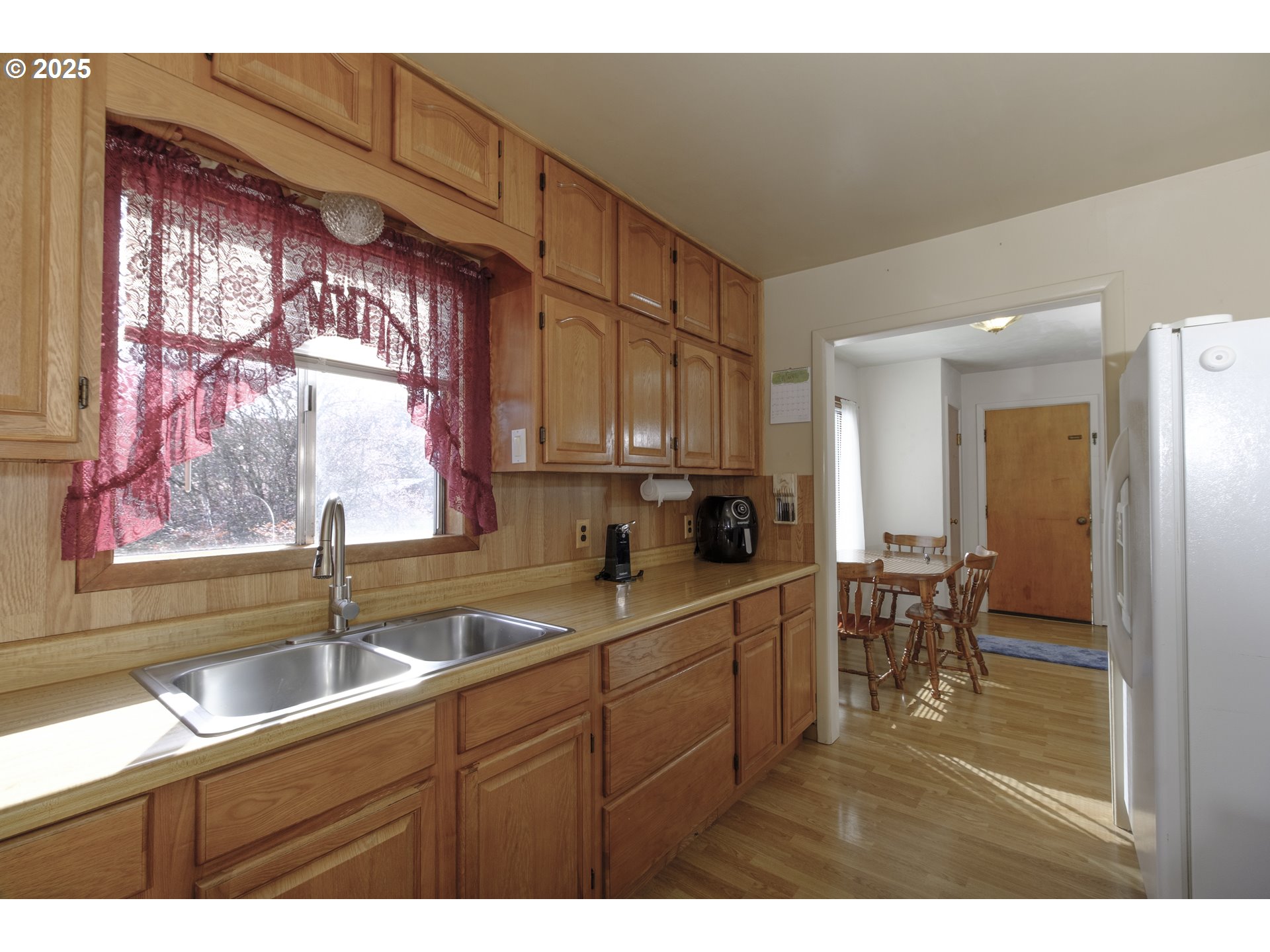 88199 Chestnut Street Mapleton, OR 97453 - Photo 15 of 40