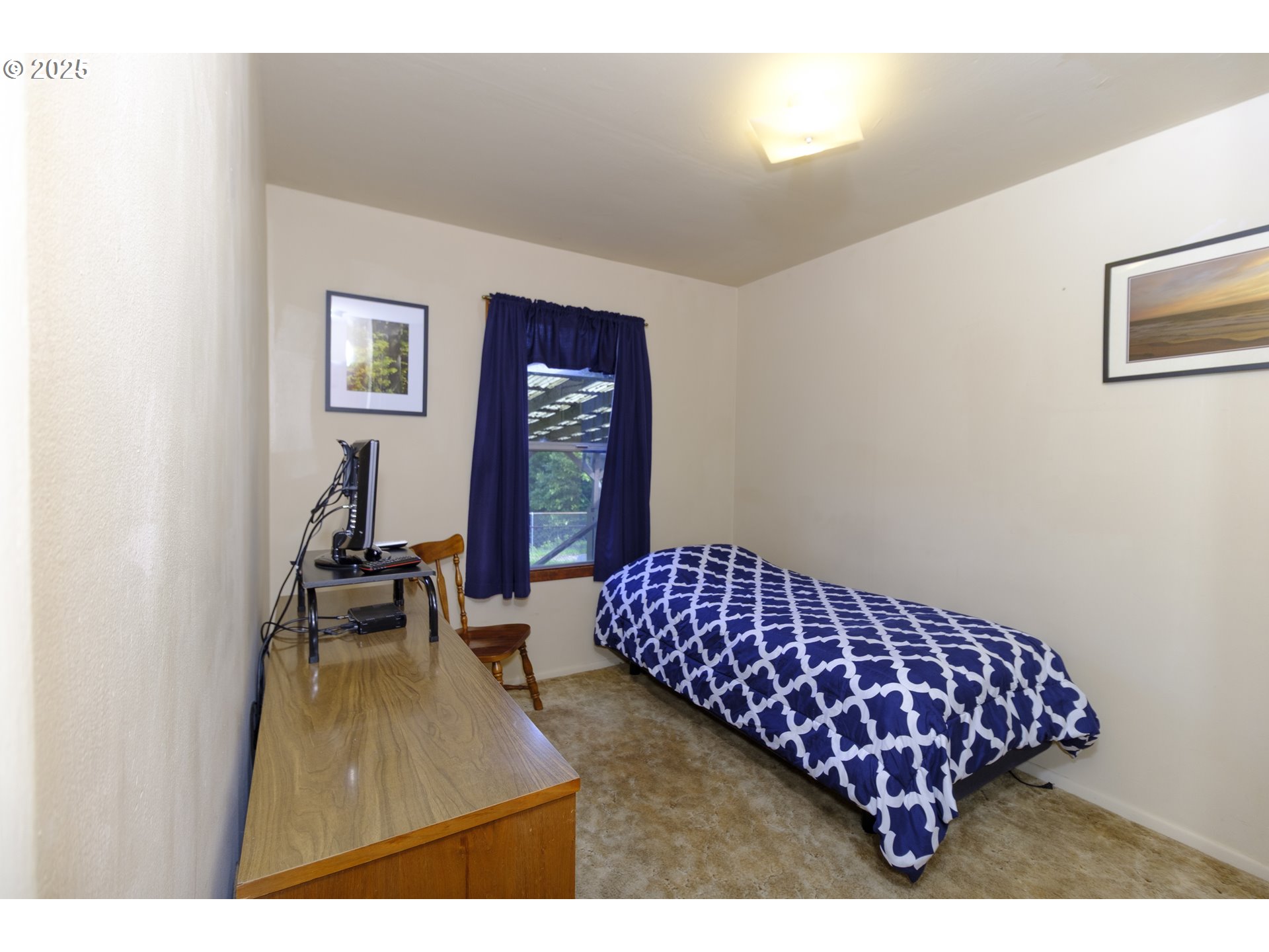 88199 Chestnut Street Mapleton, OR 97453 - Photo 17 of 40