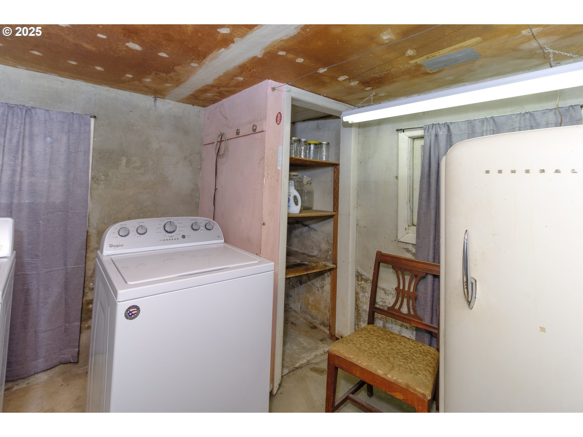 88199 Chestnut Street Mapleton, OR 97453 - Photo 26 of 40