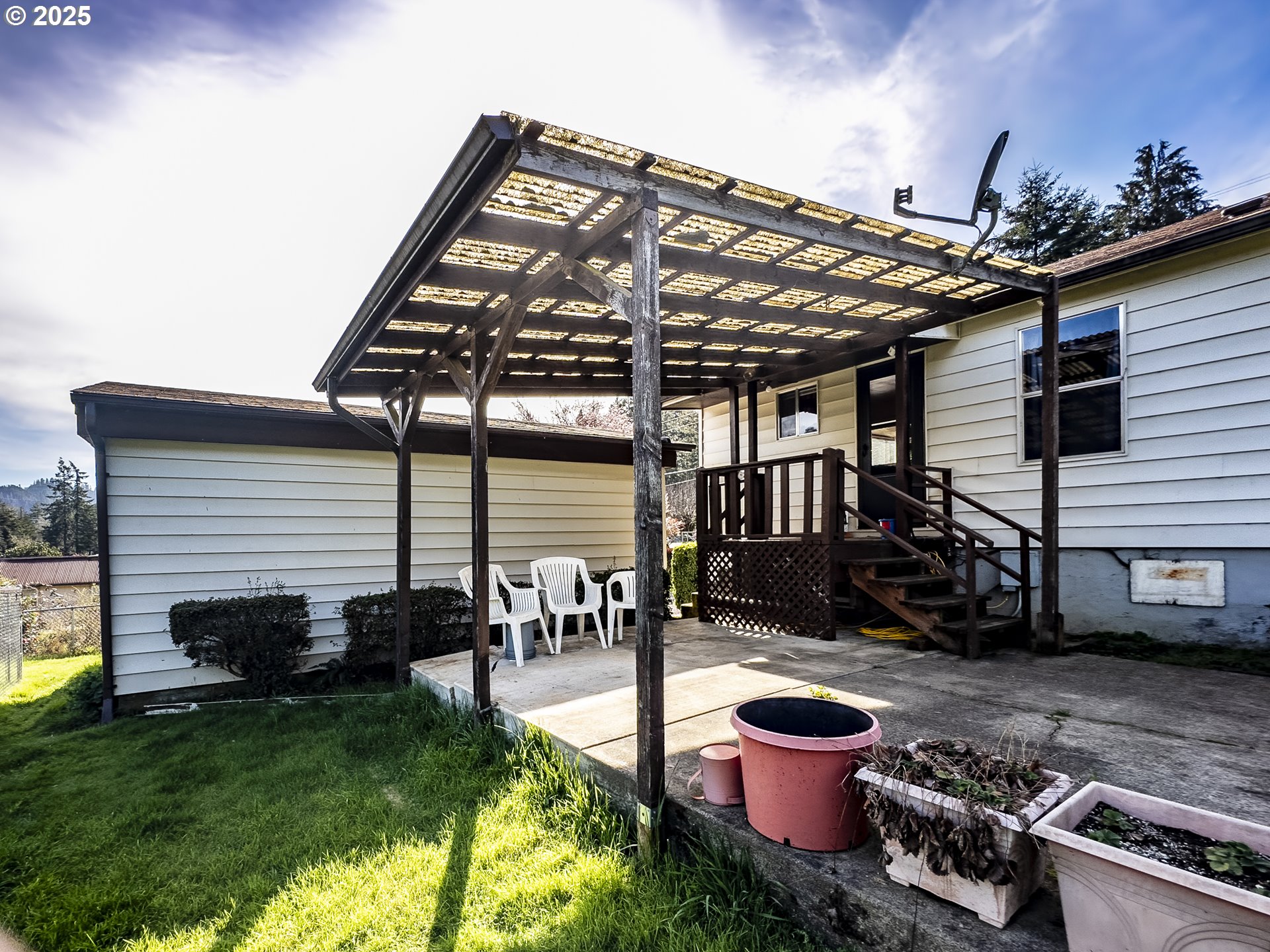 88199 Chestnut Street Mapleton, OR 97453 - Photo 28 of 40