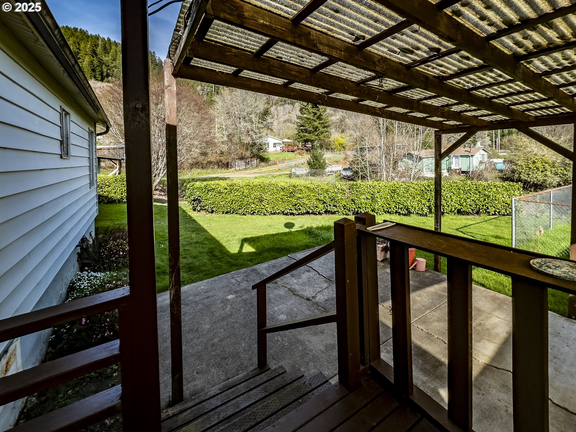 88199 Chestnut Street Mapleton, OR 97453 - Photo 30 of 40