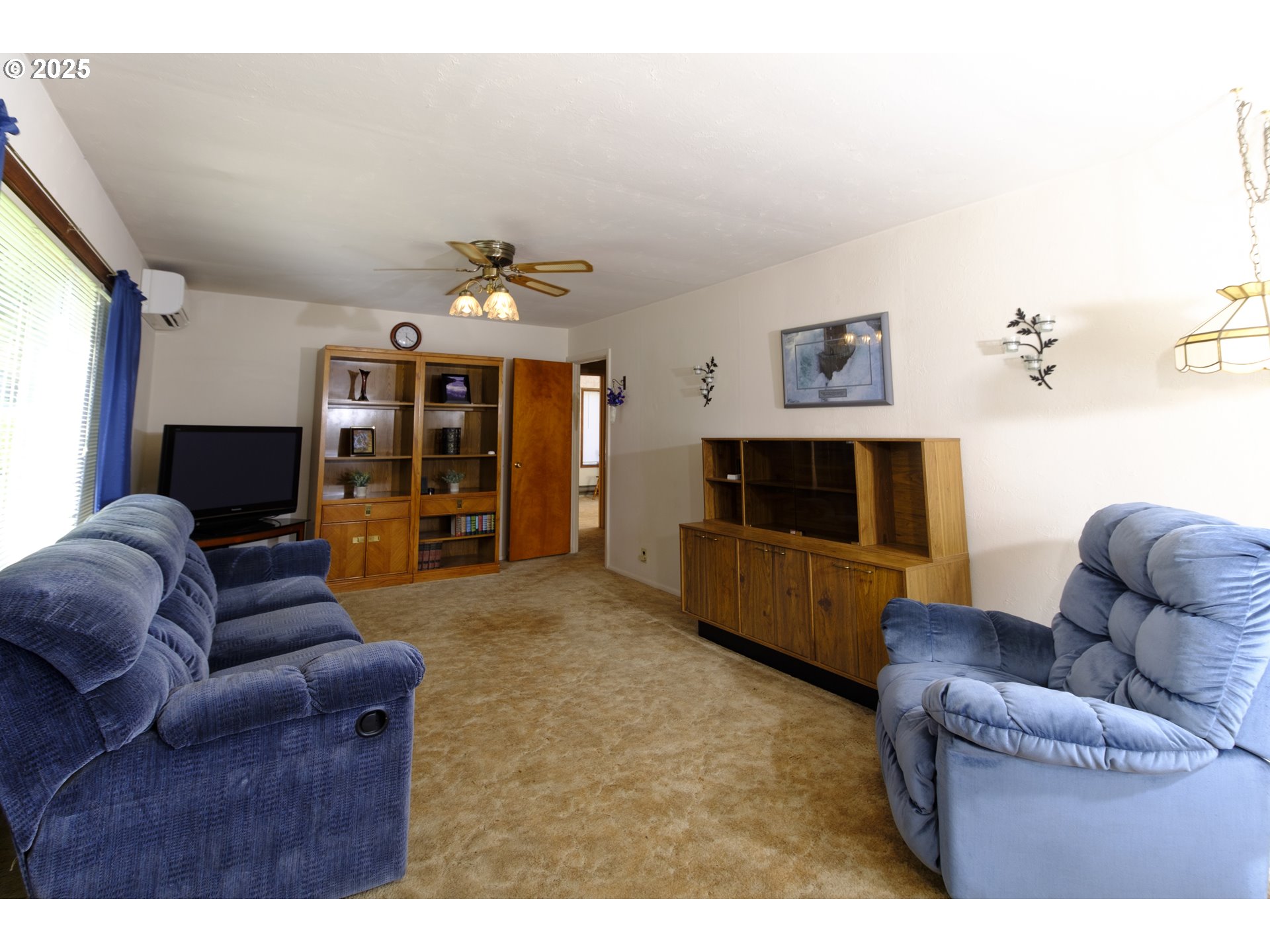 88199 Chestnut Street Mapleton, OR 97453 - Photo 6 of 40