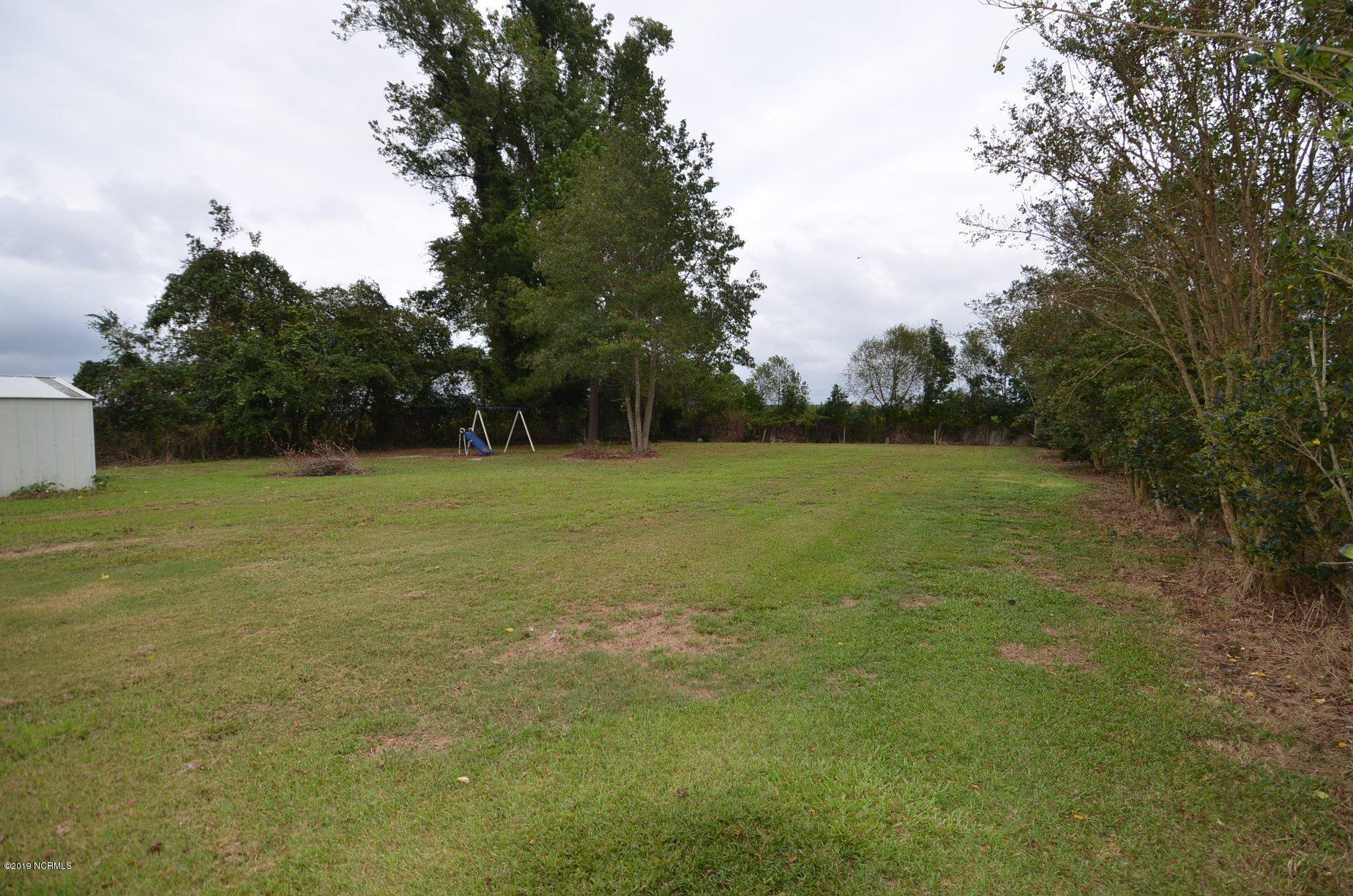 5747 County Home Road Winterville, NC 28590 - Photo 6 of 23 70427330_2380070938934398_42341885265995