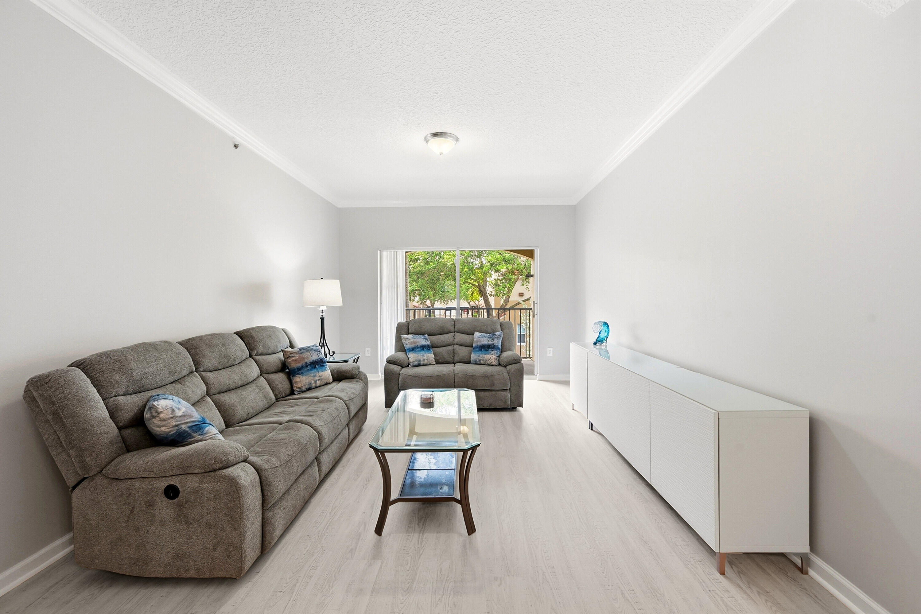 5820 West Sample Road, Unit 206 Coral Springs, FL 33067 - Photo 12 of 33 12_dsc_0362