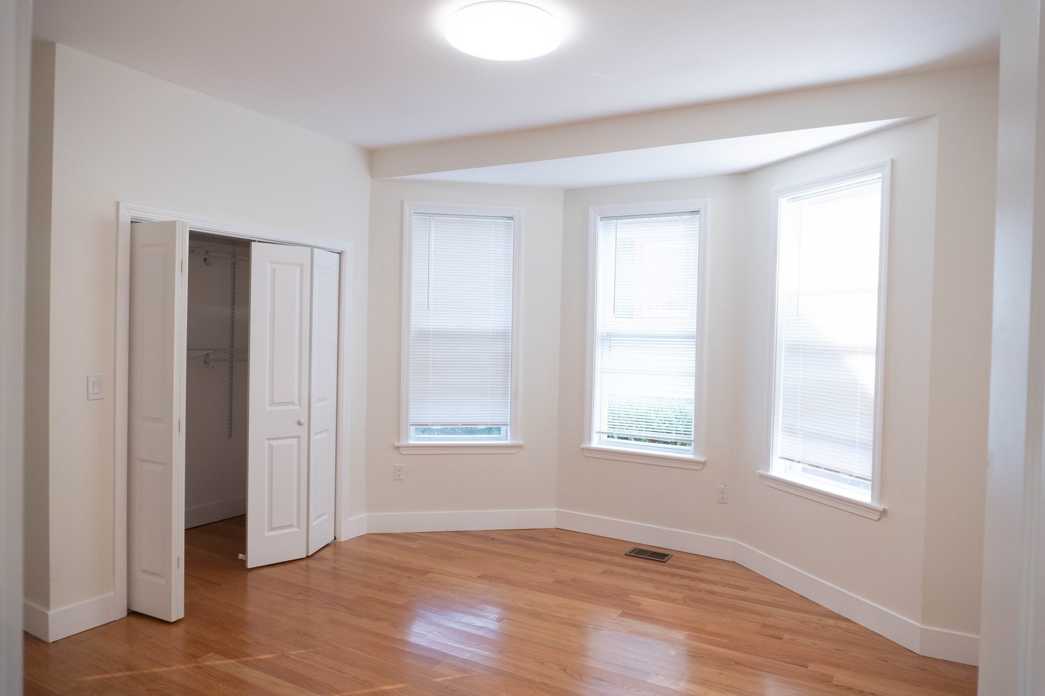 20 Rill Street Boston, MA 02125 - Photo 6 of 18 Gallery Image 6
