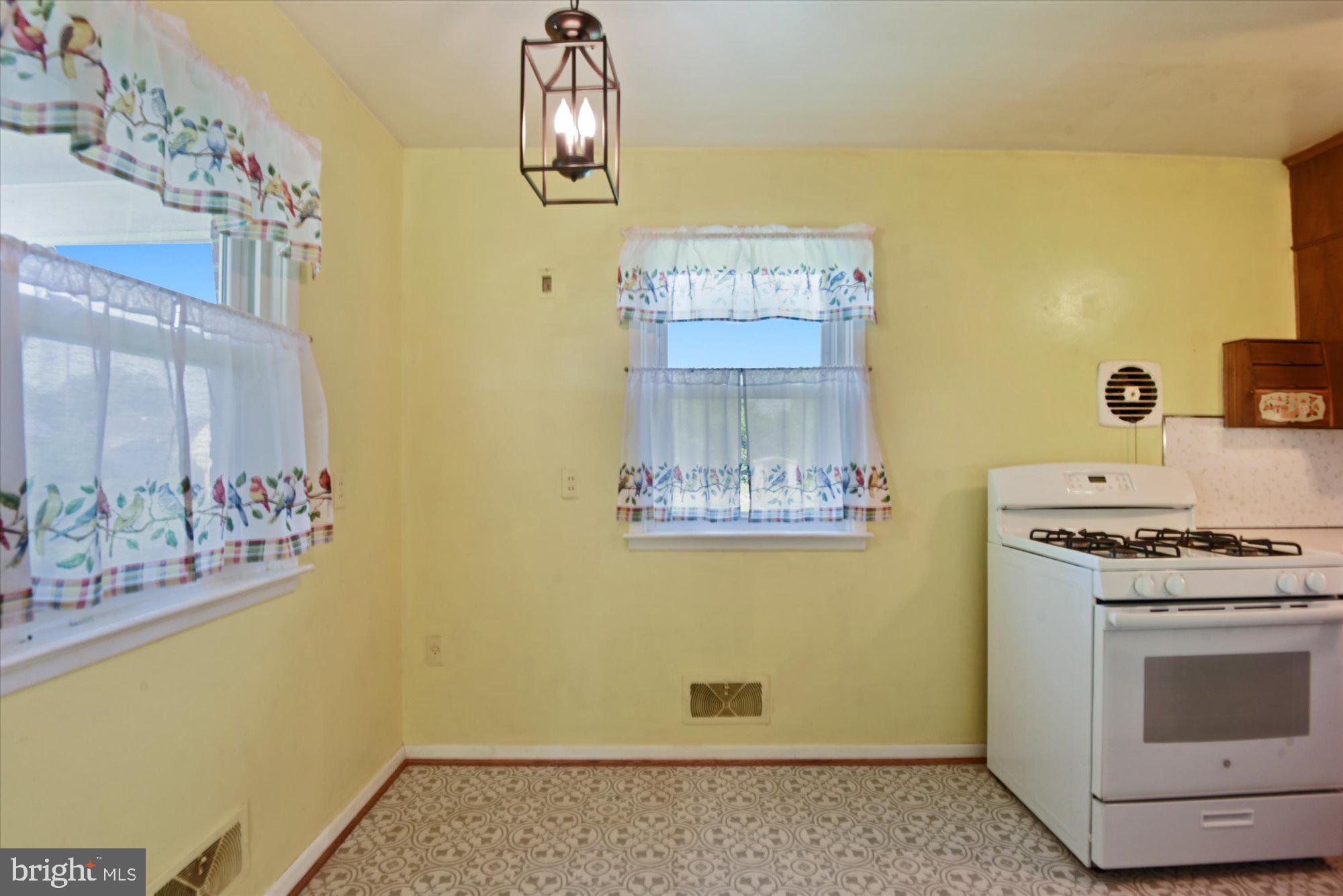 921 Seminole Road Frederick, MD 21701 - Photo 8 of 16 Gallery Image 8