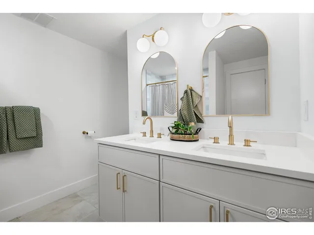 $1,500,000 | 7382 West Stanford Avenue, Littleton, CO 80123