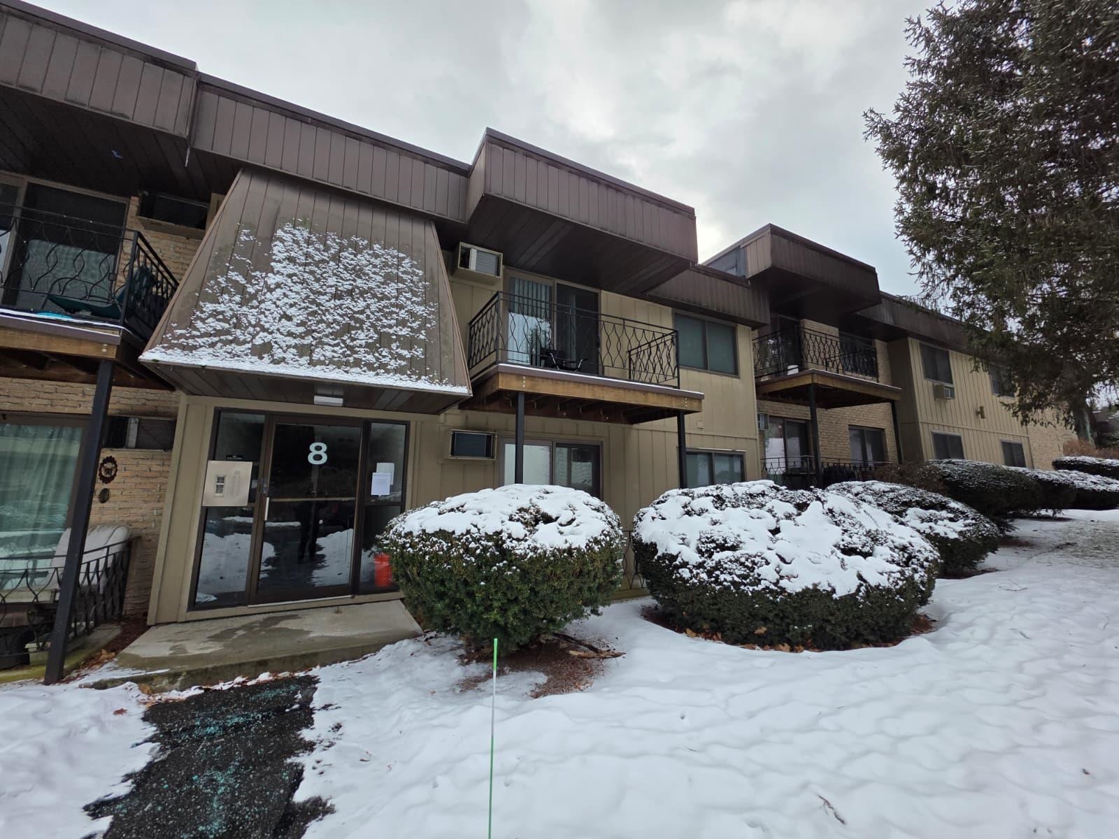 8 Strawberry Bank Road, Unit 16 Nashua, NH 03062 - Photo 3 of 25