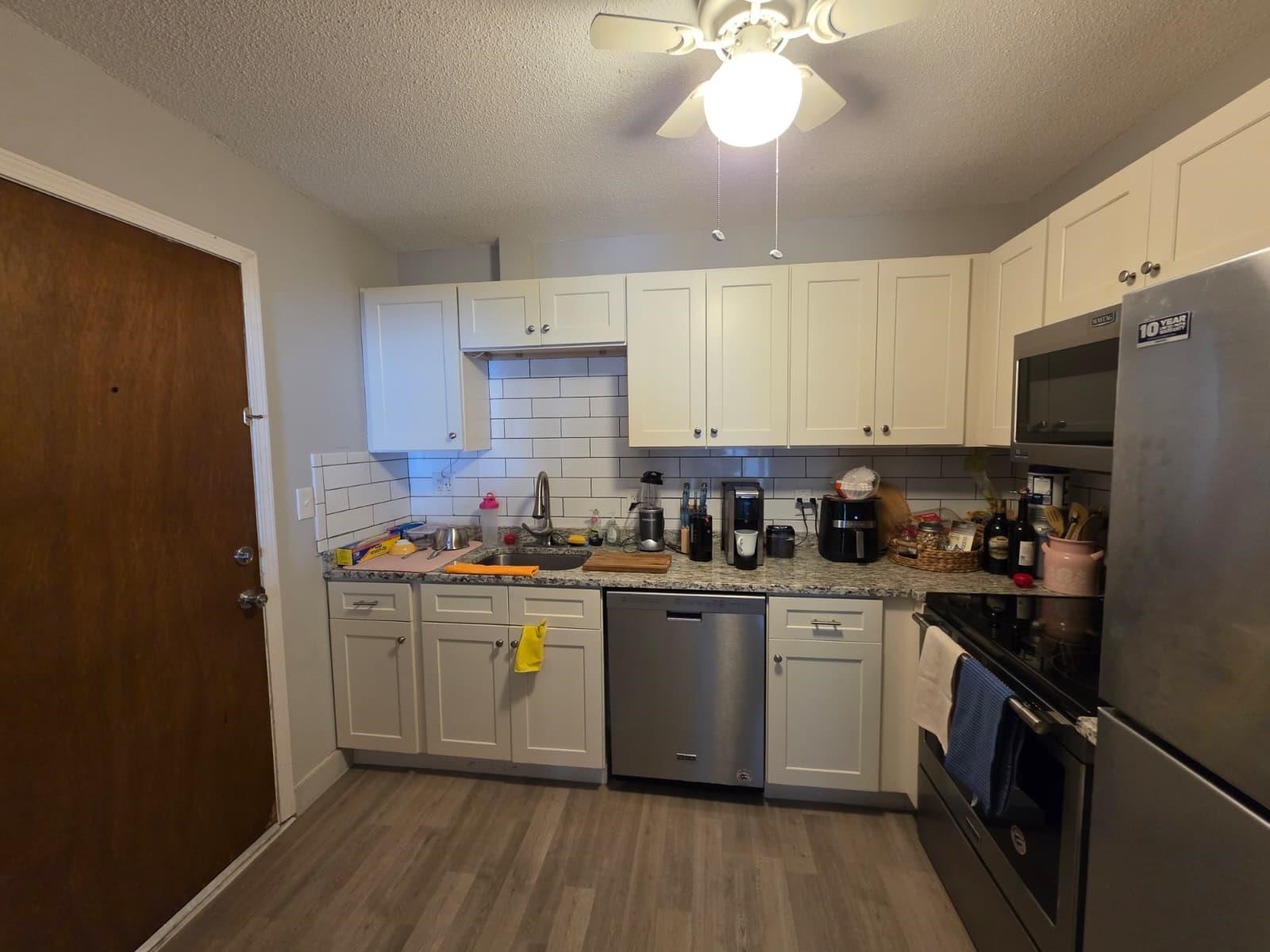 8 Strawberry Bank Road, Unit 16 Nashua, NH 03062 - Photo 5 of 25