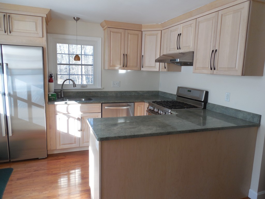 20 Valleyview Road Bellingham, MA 02019 - Photo 11 of 30 Gallery Image 11