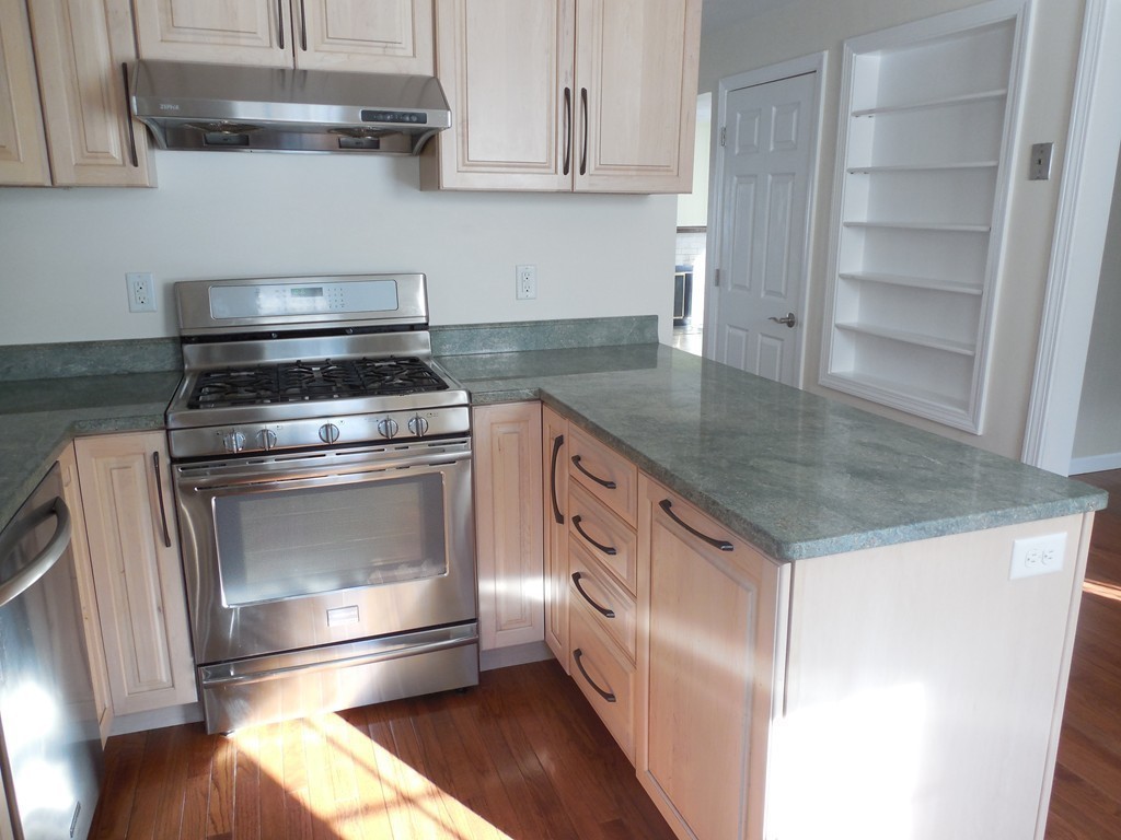 20 Valleyview Road Bellingham, MA 02019 - Photo 13 of 30 Gallery Image 13
