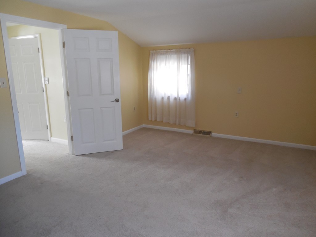 20 Valleyview Road Bellingham, MA 02019 - Photo 26 of 30 Gallery Image 26