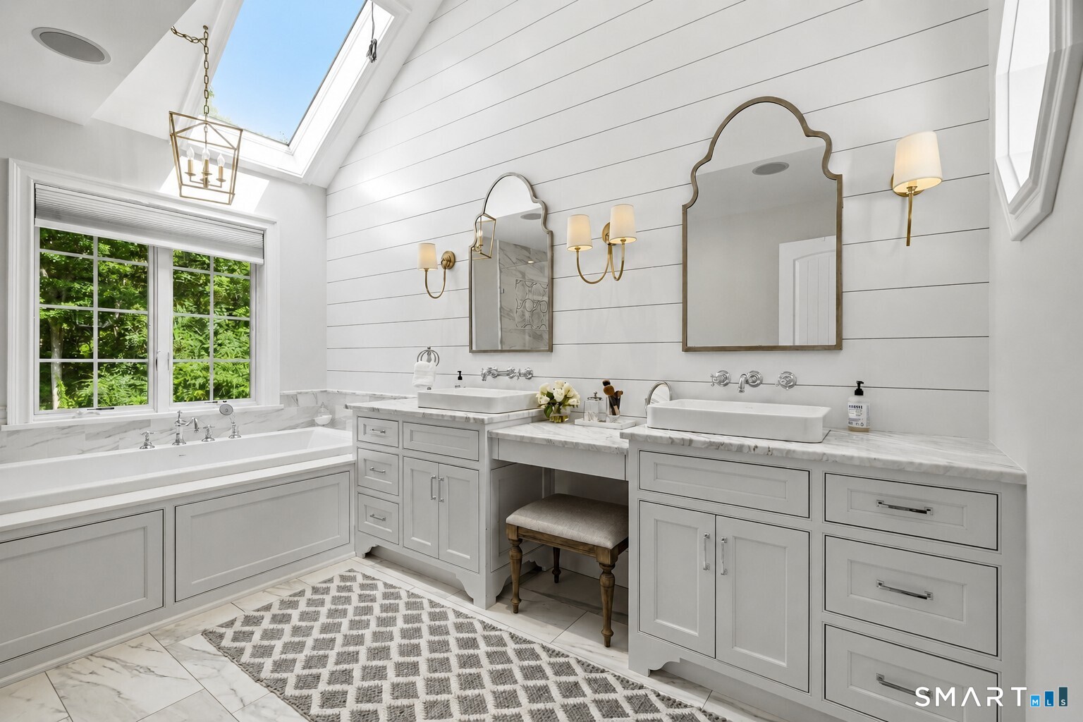 8 Hatchetts Hill Road Old Lyme, CT 06371 - Photo 22 of 39