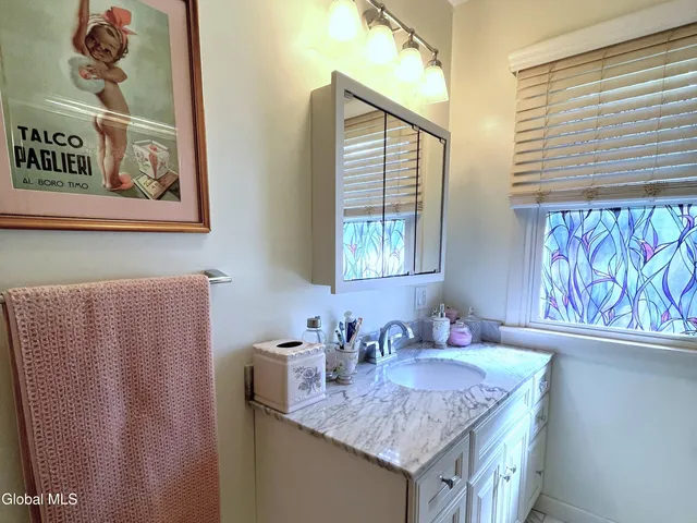 $270,000 | 2434 Highway 4, Fort Edward, NY 12828