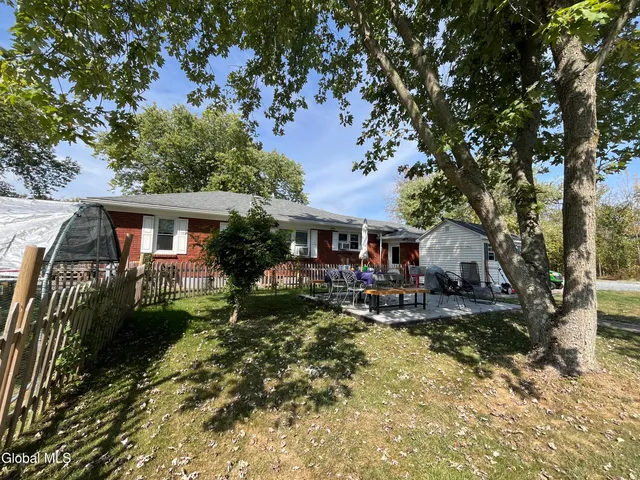 $270,000 | 2434 Highway 4, Fort Edward, NY 12828