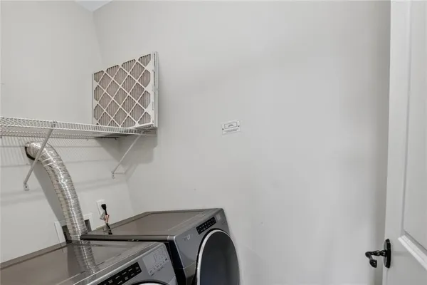 a view of entryway with workspace