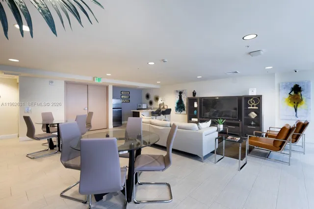 $2,200 | 2350 Southwest 27th Avenue, Unit 106, Miami, FL 33145