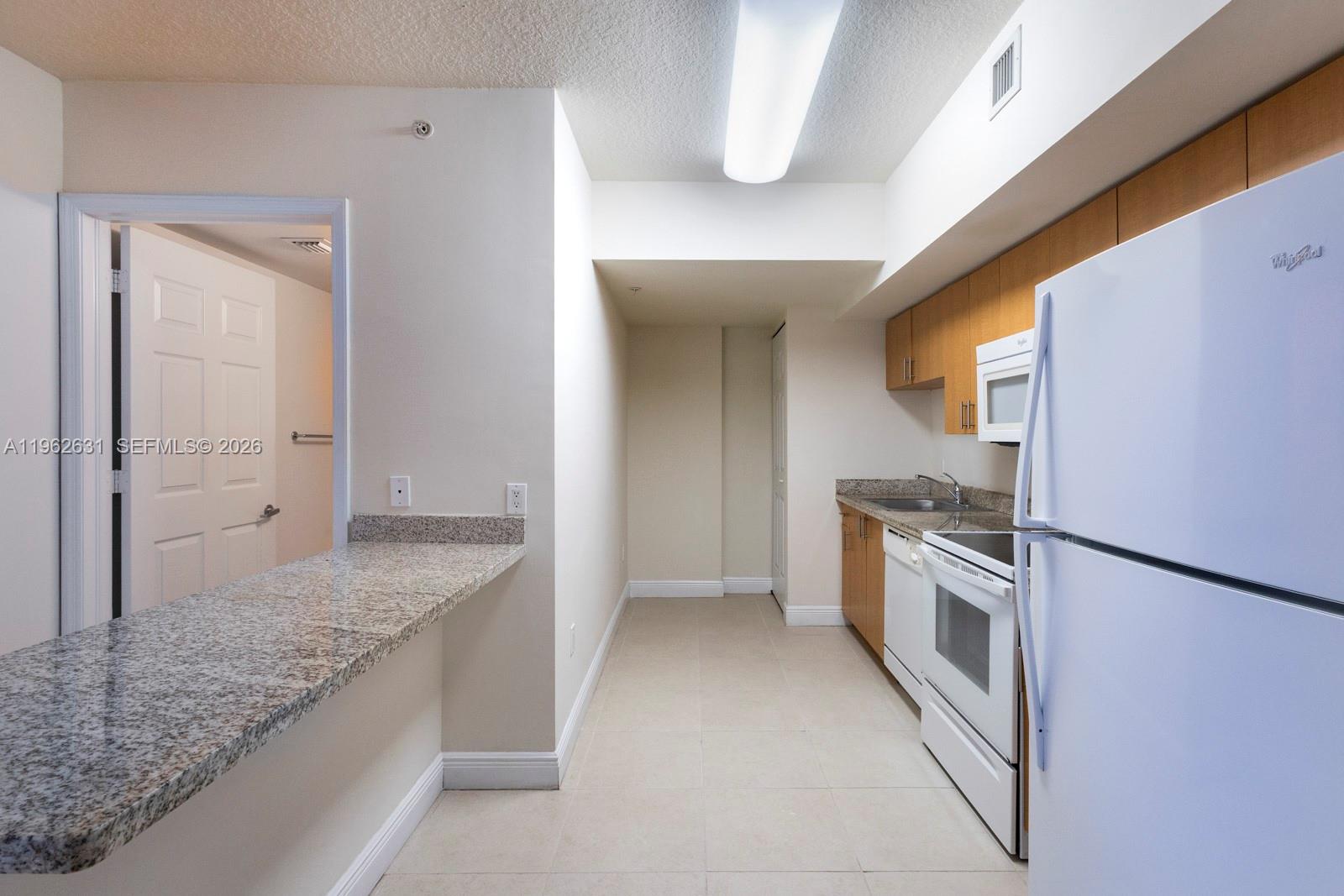 2350 Southwest 27th Avenue, Unit 106 Miami, FL 33145 - Photo 5 of 18