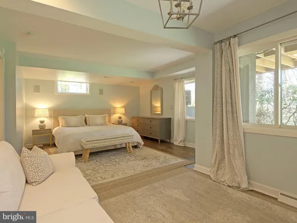 $875,000 | 112 South Spring Valley Road, Wilmington, DE 19807