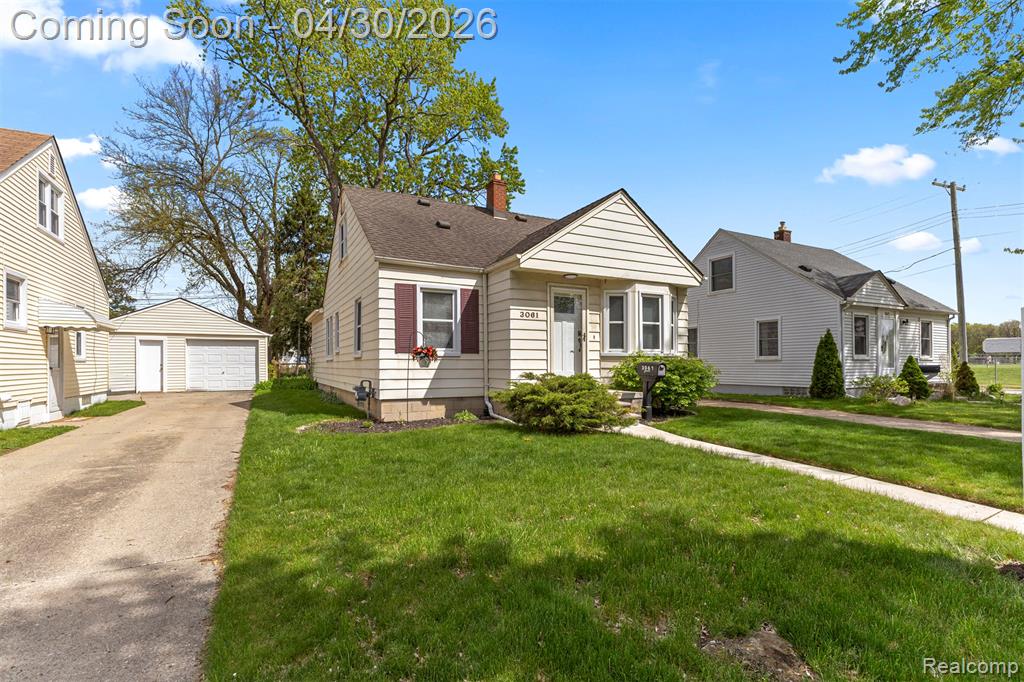 3061 Geneva Street Dearborn, MI 48124 - Photo 3 of 43
