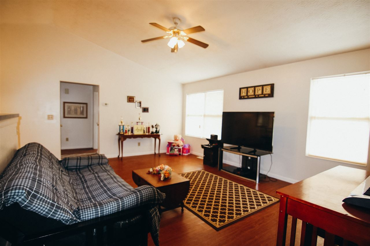 100 Nicholas Ridge Road Verona, KY 41092 - Photo 3 of 23 Gallery Image 3