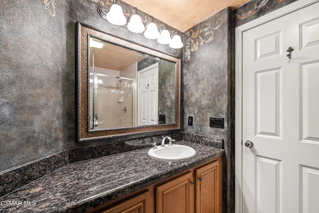 $5,750 | 615 Camino Del Lago, Newbury Park, CA 91320