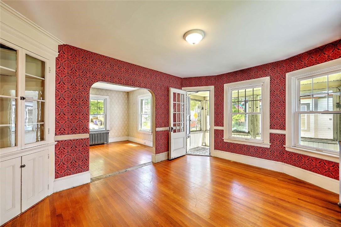 20 Summit Avenue Providence, RI 02906 - Photo 11 of 40