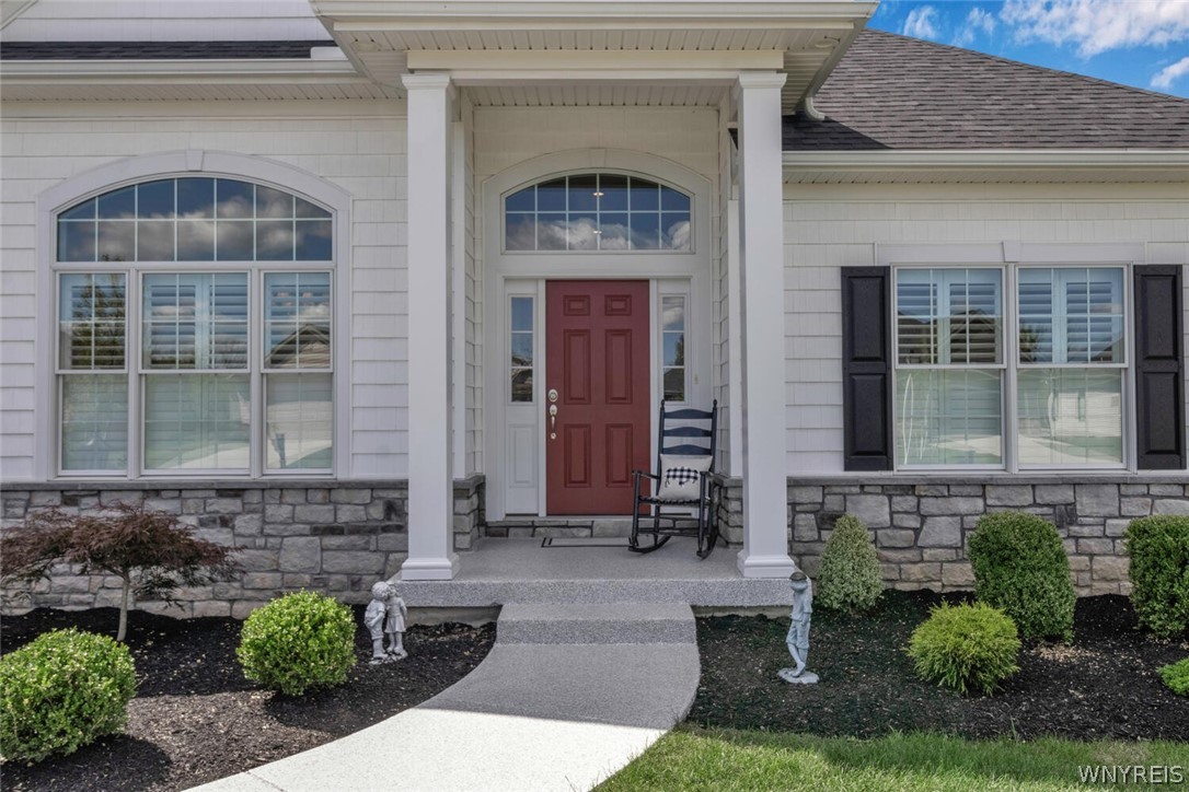 4982 Anfield Road Clarence, NY 14221 - Photo 3 of 50