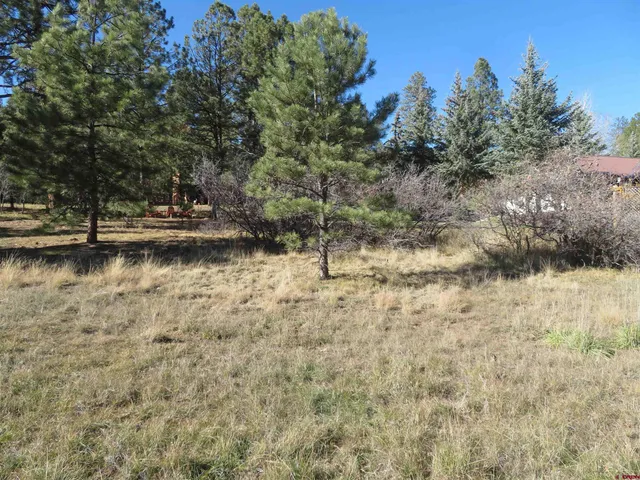 a view of a lake with houses