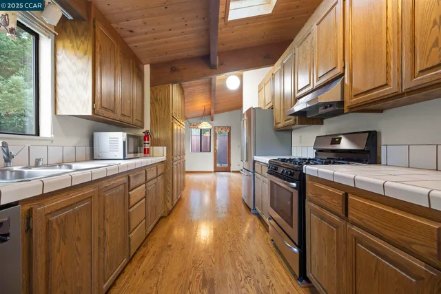 $1,495,000 | 1383 Alvarado Road, Berkeley, CA 94705