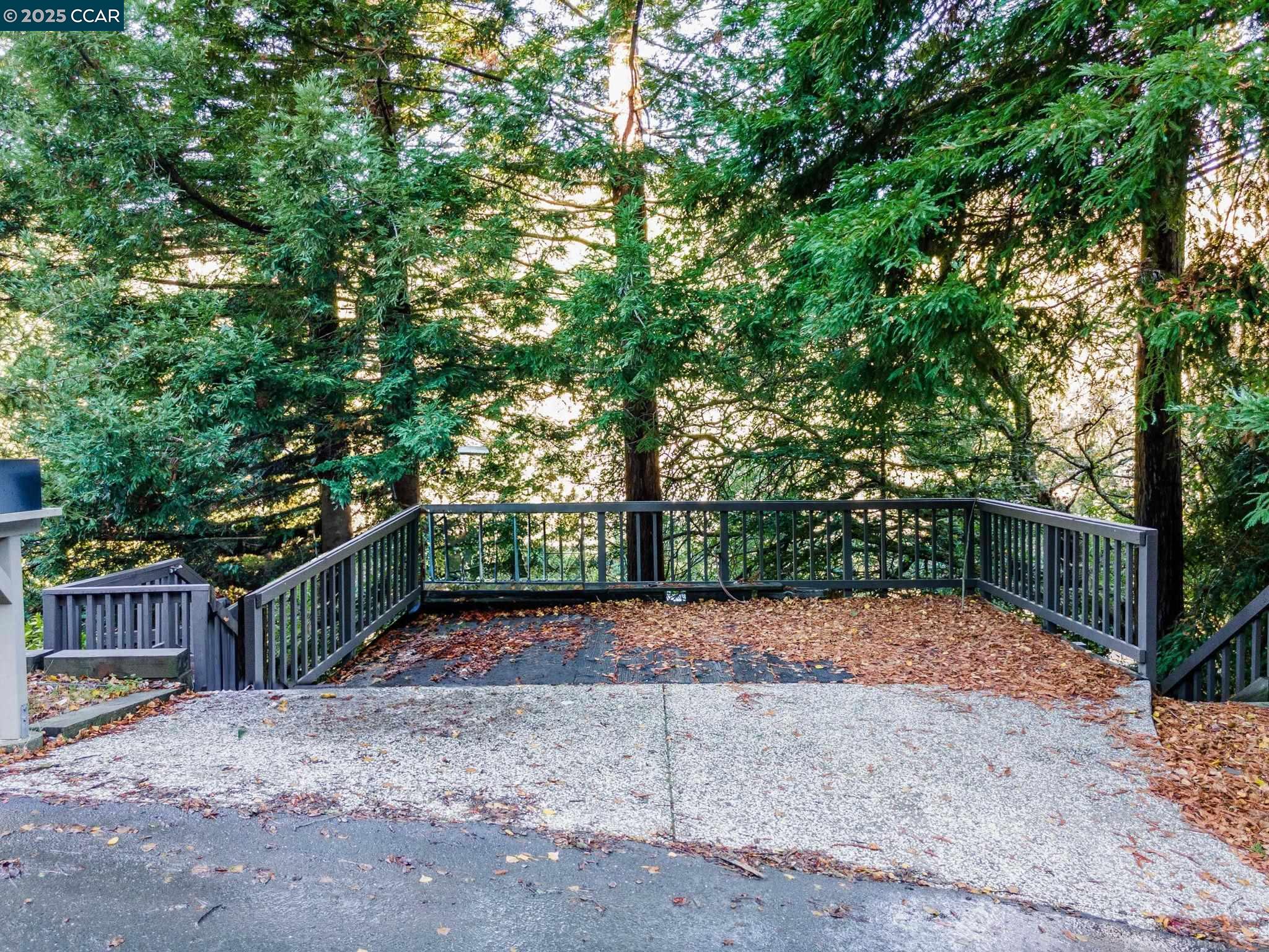 1383 Alvarado Road Berkeley, CA 94705 - Photo 40 of 47 a view of wooden fence