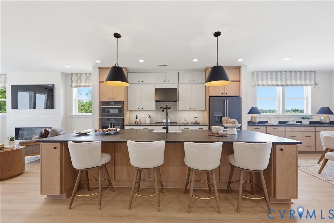 The Foster! Home is under construction - photos ar