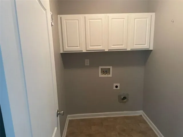 $2,150 | 2432 Temple View Drive, Snellville, GA 30078