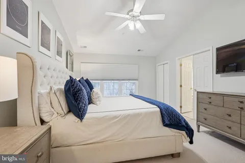 $859,000 | 1019 Grand Oak Way, Rockville, MD 20852