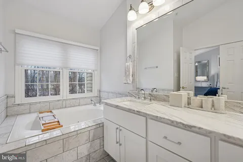 $859,000 | 1019 Grand Oak Way, Rockville, MD 20852