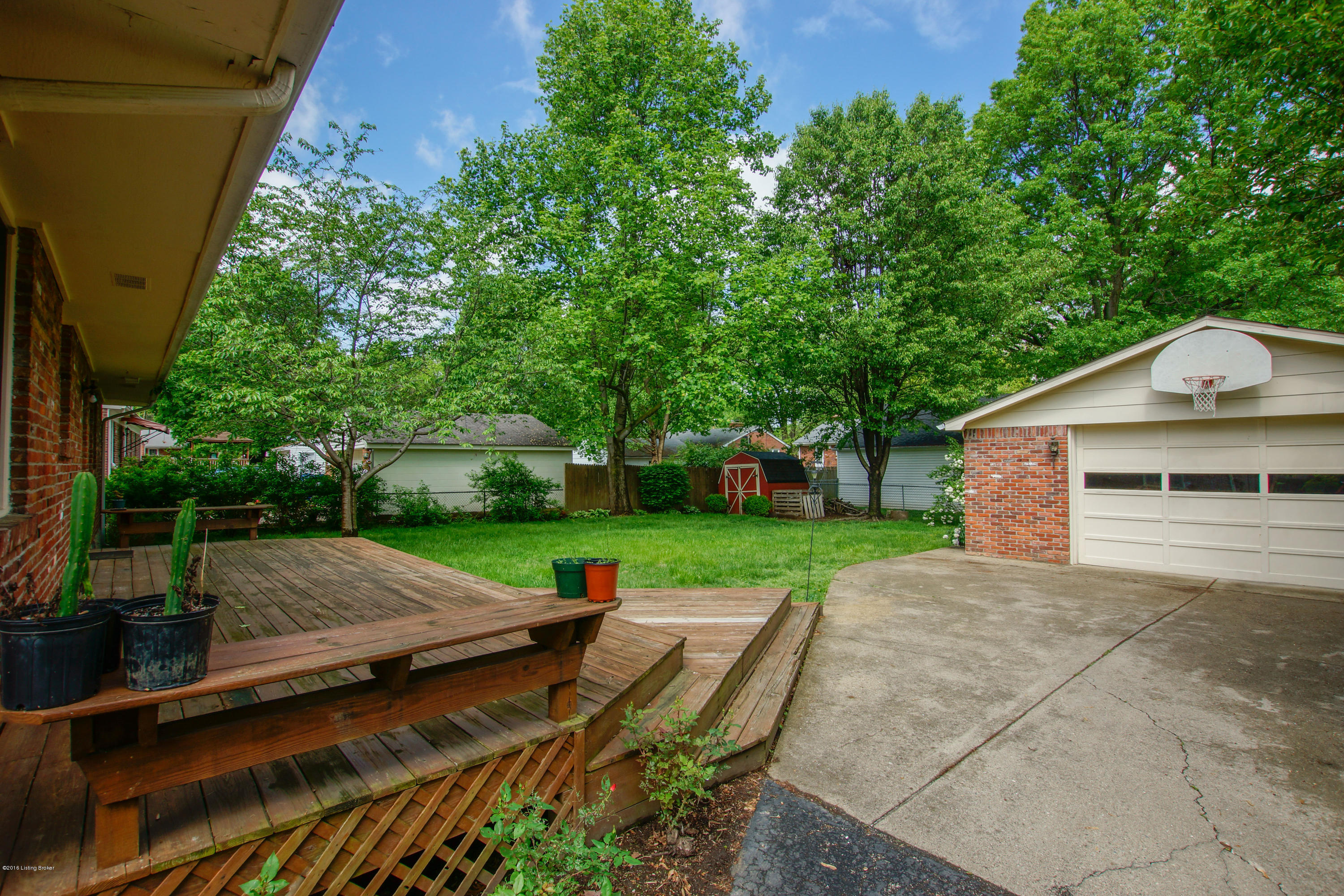 4247 Darbrook Road Louisville, KY 40207 - Photo 57 of 57 4247 Darbrook Rd Backyard (6)
